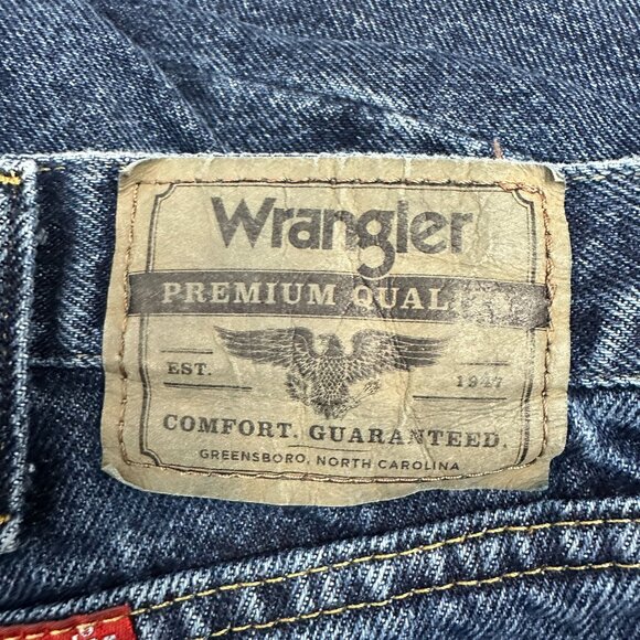 Wrangler Mens Premium Quality Regular Fit Jeans 38x30 Blue Denim - Picture 5 of 6